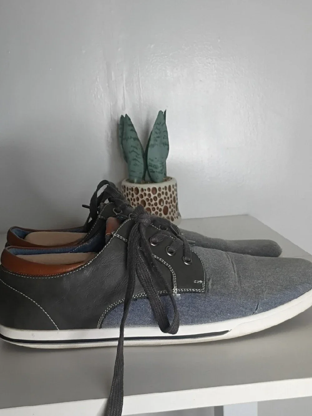 Bruno Marc Men’s Denim Lace-Up Sneakers in Gray with Black Trim 9.5